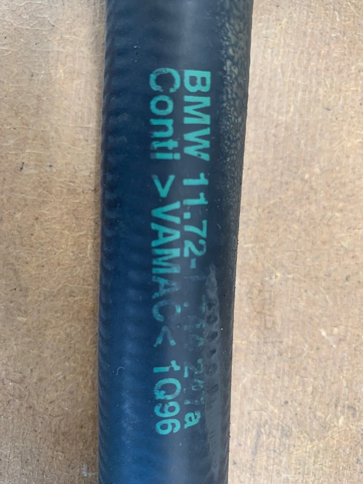 Válvula de retención de bomba de inyección de aire secundaria BMW 328is 328i M3 1996-1999 OEM Foto 3 de 4