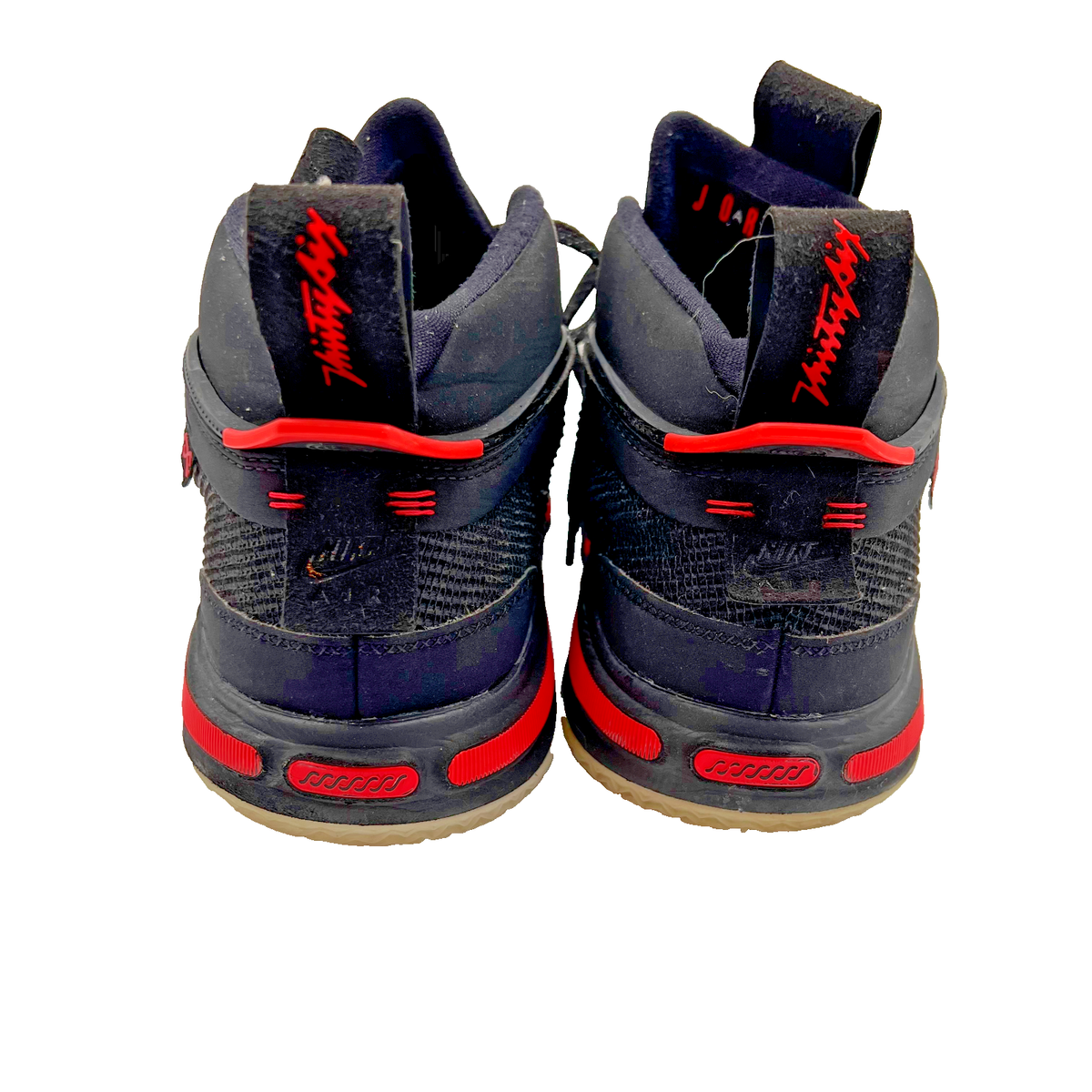 Nike Air Jordan 36 Black Infrared CZ2650-001 Size 9.5 Pre 