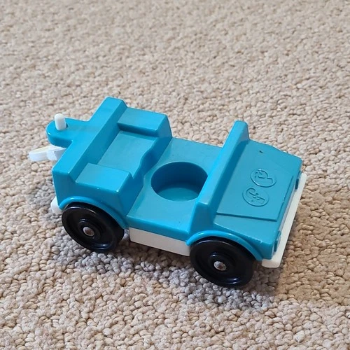 Fisher-Price Little People Blue Car Vintage Toy 1984 Ages 3-7 Years