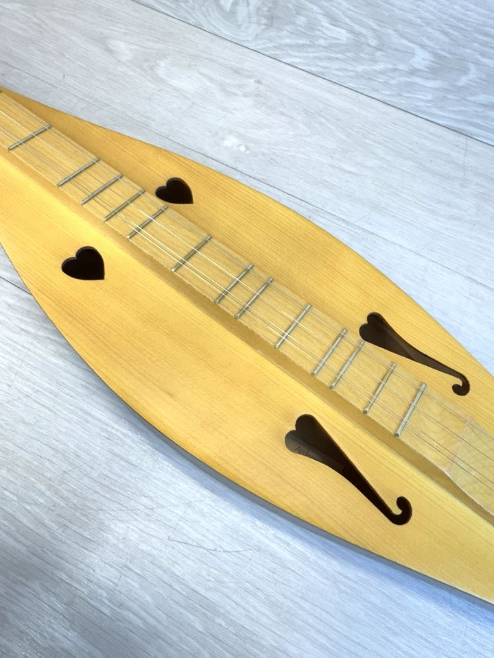 Apple Creek Dulcimer Excelente Estado Apenas Usado con Estuche Blando, Sintonizador y Almohadilla para Lap Foto 3 de 4