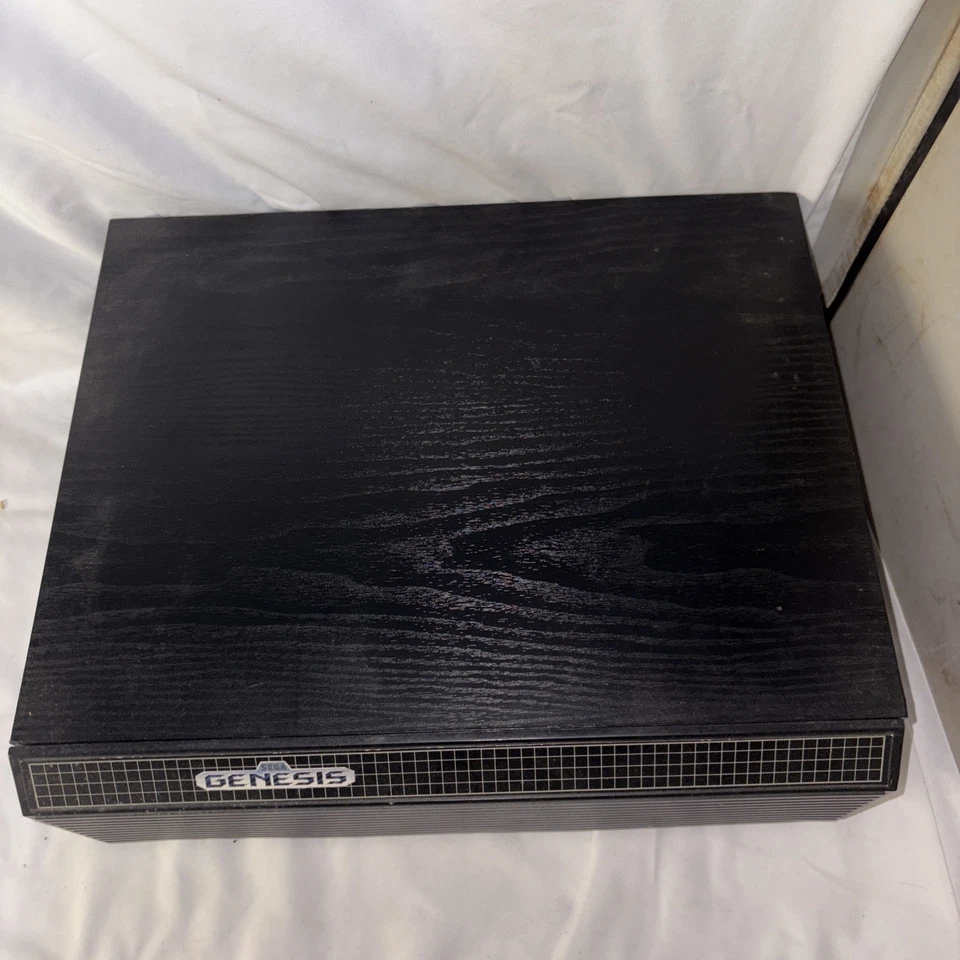 1992 年世嘉 Genesis 36 游戏存储盒抽屉柜支架 — 第 3/4 张图片