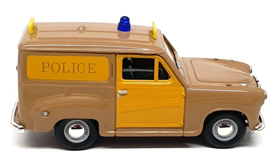 Vanguards 1/43 Scale VA17005 - 1956 Austin A35 Van - Wiltshire Constabulary - Image 3 of 4