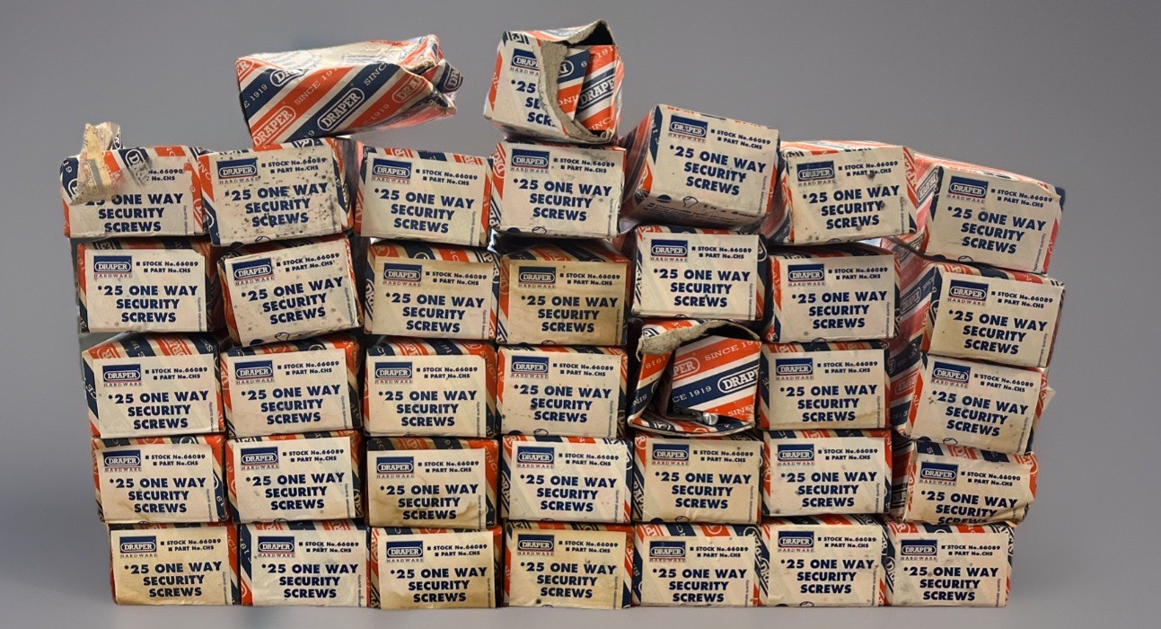 JOB LOT 36x Boxes of Draper 25 One Way Security Screws 1"" x 8mm- PLEASE READ