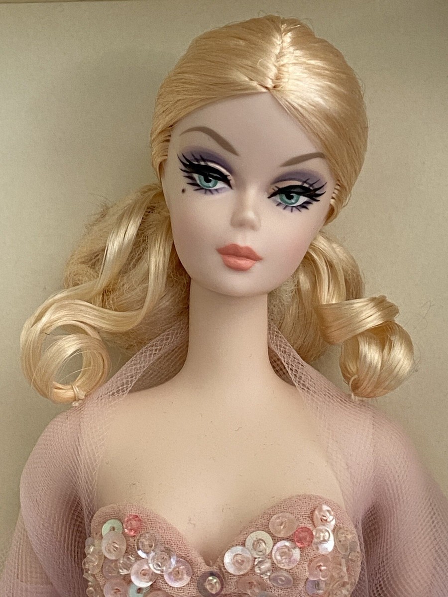 Barbie Silkstone Bal Gown AA – Gold Label 2013 NRFB (X8275) Collection Mattel