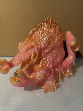 Godzilla Sofubi Mondo : BIOLLANTE Cherry Blossom Vinyl SDCC Marusan Marmit M1