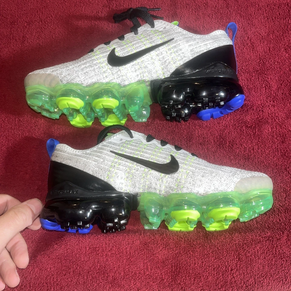 Bq5238-003 Talla 4 Y Air Vapormax Flynit 3 Gs Gris Amplio Negro-Estuco Oscuro Foto 2 de 4