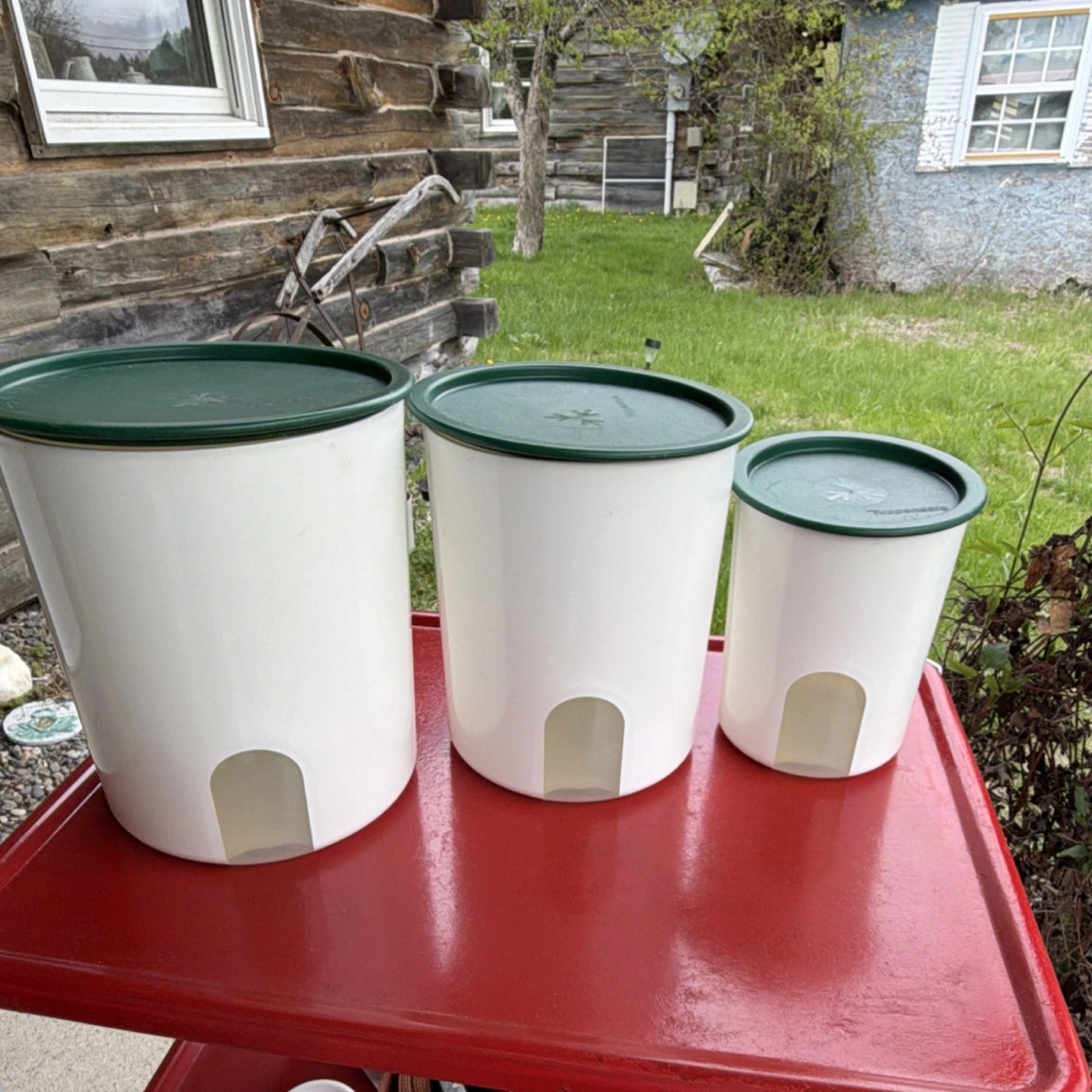 Tupperware White and Green HDPE Canister Set of 3 with Lids, Cylinder Shape
Opens in a new window or