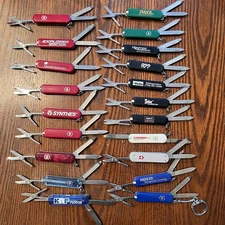 1 Lot of 20 Victorinox Swiss Army Knives 58mm Mixed Colors