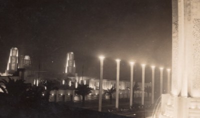 Paris Kolonialausstellung bei Nacht Cité des Information altes Amateurfoto 1931