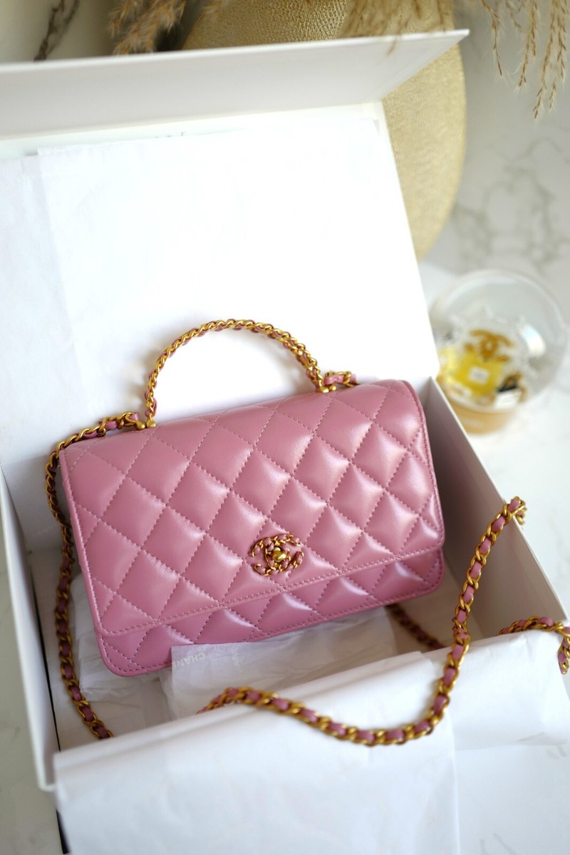 Farfetch Chanel 19 Bag Second Hand CHANEL Pre-Owned 2020 19