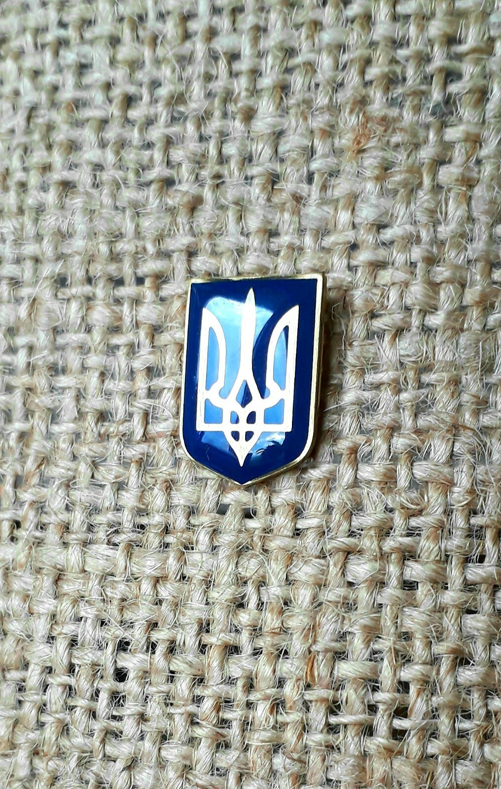 Picture 2 of 8