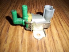 1998-01 Lexus Gs300 Oem Vacuum Switch Valve 90910-12188 Or 90910-12243