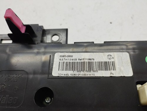 Toyota Avensis T270 Air Con AC Climate Control Panel Heater Switch AMD163239 - Picture 6 of 6