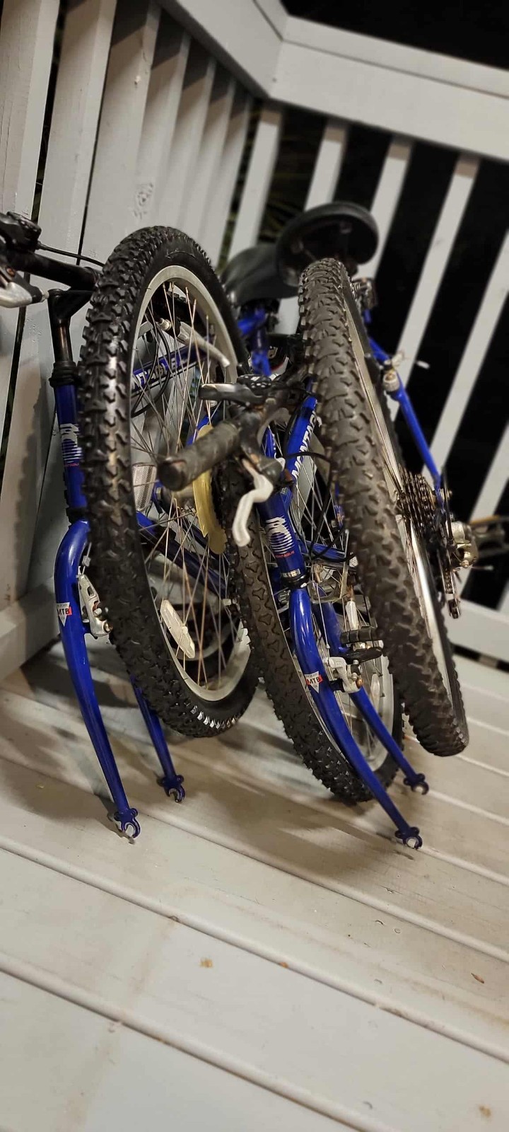 🔥 2 Matching Montague Navigator Folding Bikes – “Vintage” Full-Size Folders – $