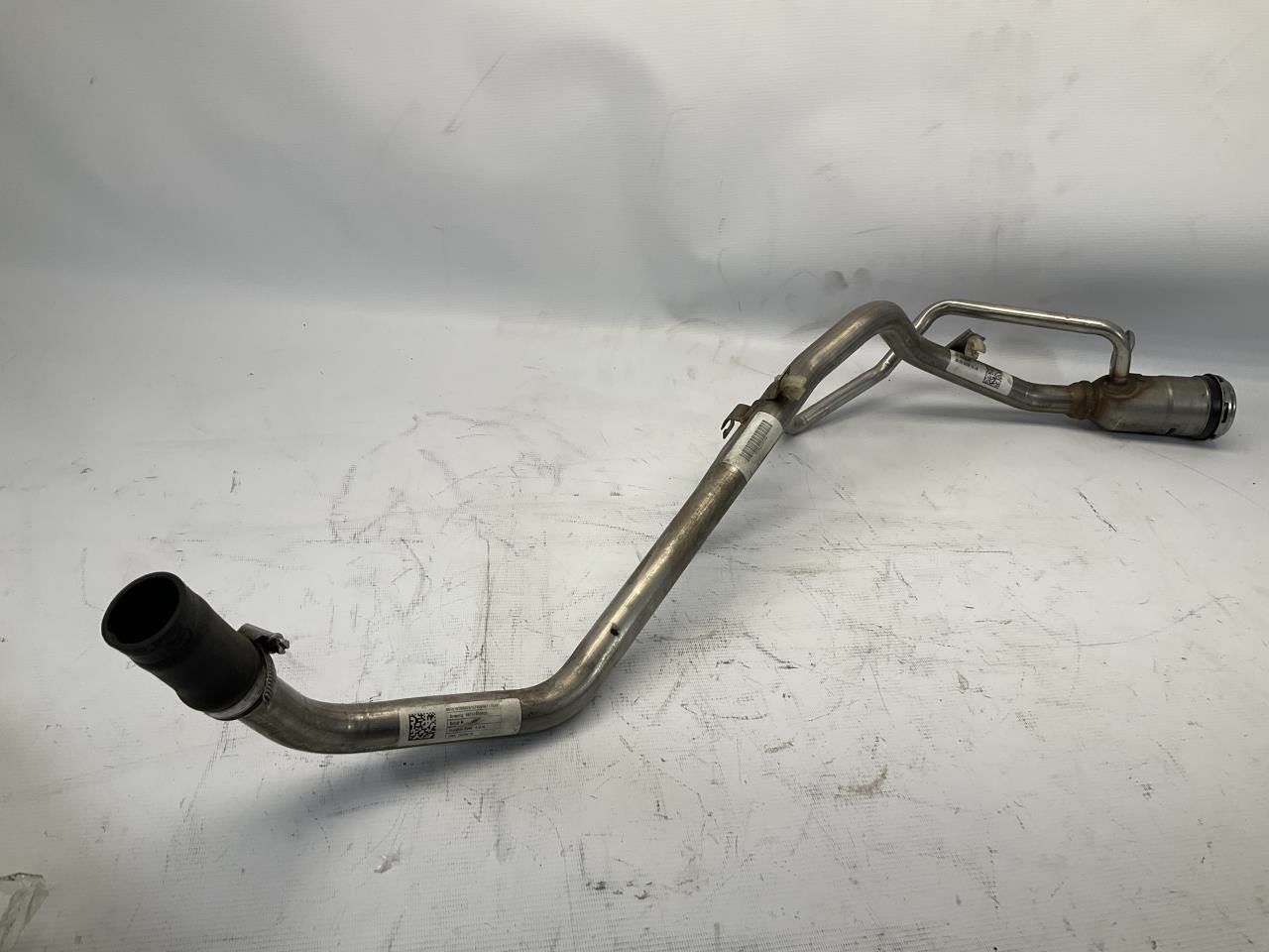 17-24 Maserati Ghibli Fuel Tank Filler Neck Pipe Tube Q