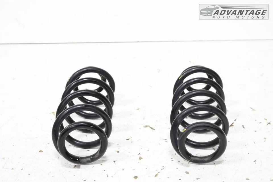 GMC TERRAIN 2018-2023 TRACCIÓN DELANTERA TRASERA IZQUIERDA Y DERECHA MUELLES HELICOIDALES JUEGO DE 2 OEM Foto 3 de 4