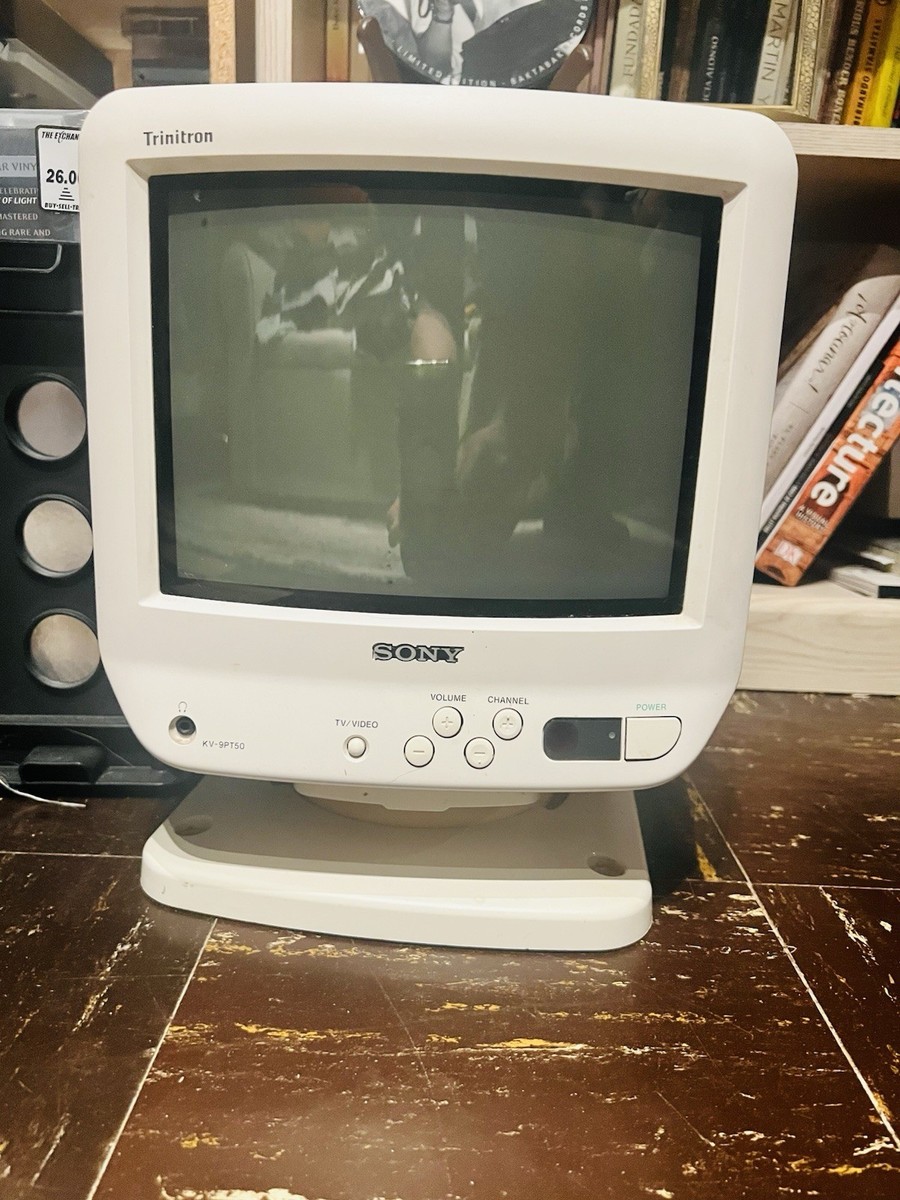 Sony Trinitron KV-9PT50 9 White Retro Gaming TV No Remote Tested