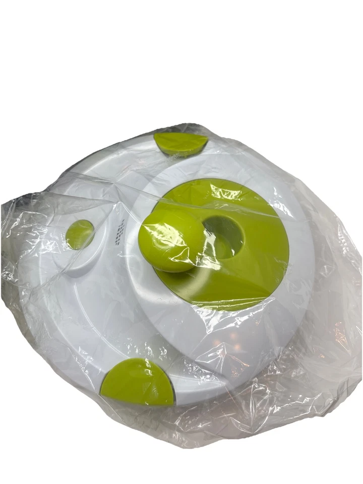 Sharper Image 5 in 1 SALAD SPINNER and MANDOLINE SLICER GRATER Green White - Image 2 of 4