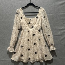 SHEIN Soft Fuzzy Fit & Flare   Daisy Ivory Short Dress Bishop sleeves XS EUC