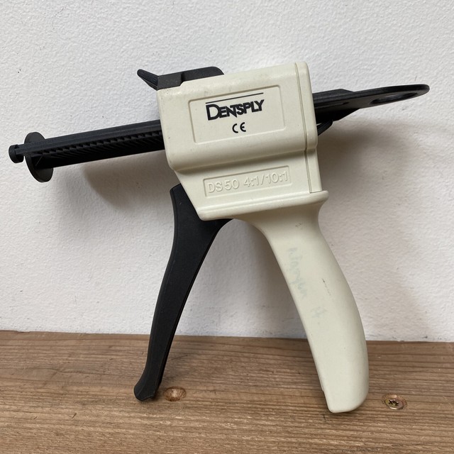DENTSPLY Caulk Impression Mixing Dispensing Gun DS 50 4 1/10 1 for sale