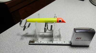 ''Got'cha'', - rare   , darter  lure .90 OZ, 3 1/8'' BODY, CHART/ORANGE, C 60-70'S