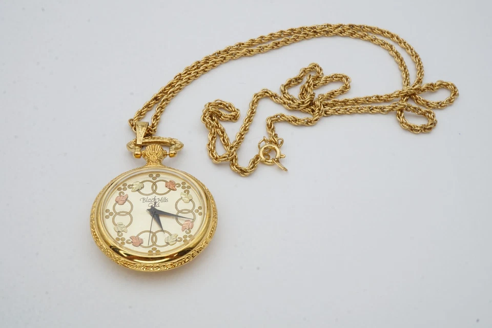 Collar Reloj Bolsillo Oro Black Hills Tono Dorado 30" Foto 3 de 4