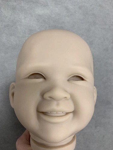 28inch Renata Reborn Doll Kit Part w/ Eyes Cloth Body Soft Vinyl Fresh Color DIY - Picture 3 of 7