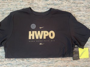 قش قتل يفسد nike training t shirt mat 