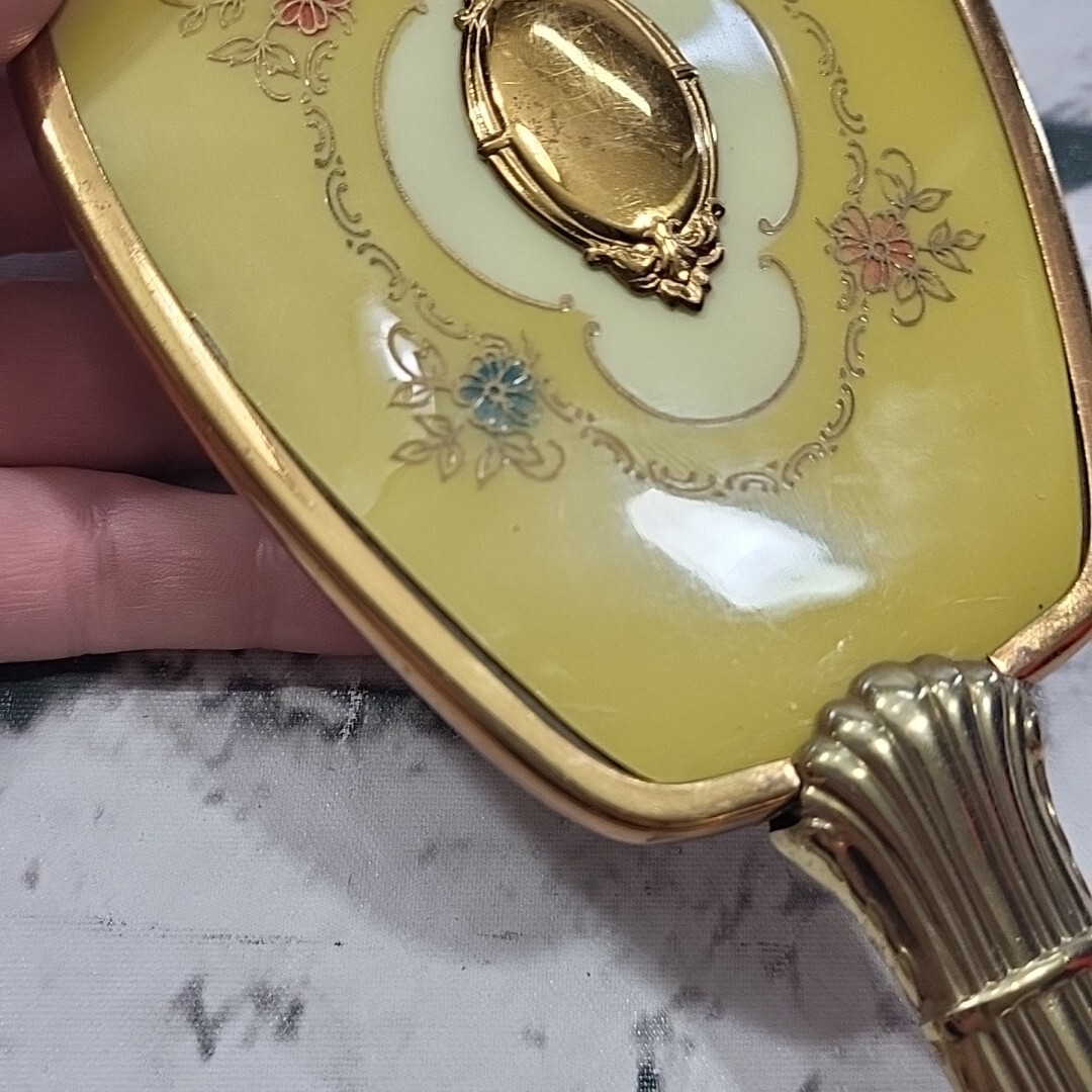 Vintage Vanity‎ Set Brush and Comb Beauty Dresser Set Made in USA Accessories | Vintage Vanity Set Brush And Comb Beauty  main image 4