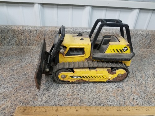 Vintage Tonka Bulldozer Yellow Pressed Steel Construction Truck Toy Rusted Used - Picture 2 of 5
