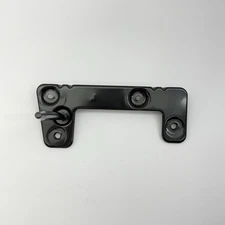 2016 - 2021 HYUNDAI TUCSON REAR BUMPER LEFT SIDE MOUNT PLATE FRAME RAIL END OEM