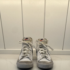 Nike Blazer High Top Lace Up Sneaker White/Bl...
