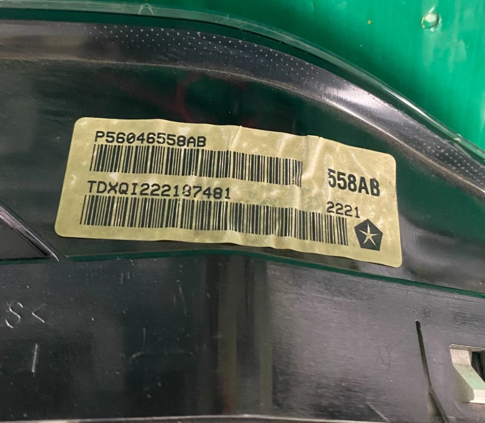 Painel de instrumentos velocímetro 2011-2014 Dodge Ram 3500 UNKNOWN MI P56046558AB - Imagem 2 de 3