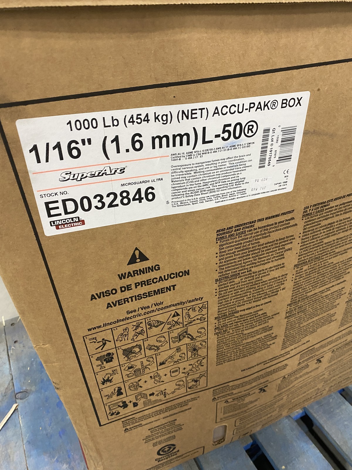 Lincoln ED032846 1/16" SuperArc L-50 MIG Wire (1000lb Accu-Pak Box)