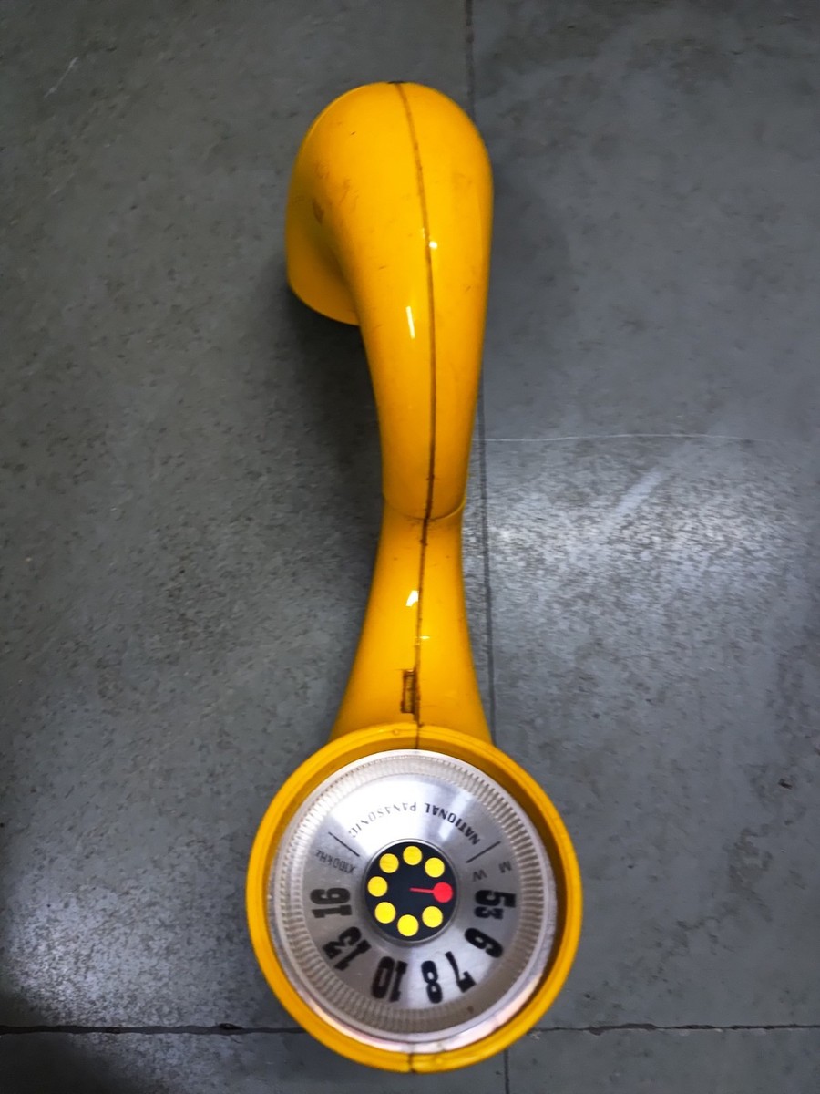 Vintage Panasonic Toot-A-Loop Radio Yellow Made in Japan Tested