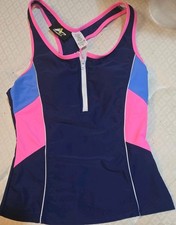 new w/o tags athletech top Front zip front women's size 6 padded built in bra