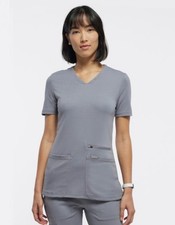 Jaanuu UltraSOFT SPINryx 4-Pocket VNeck Short...