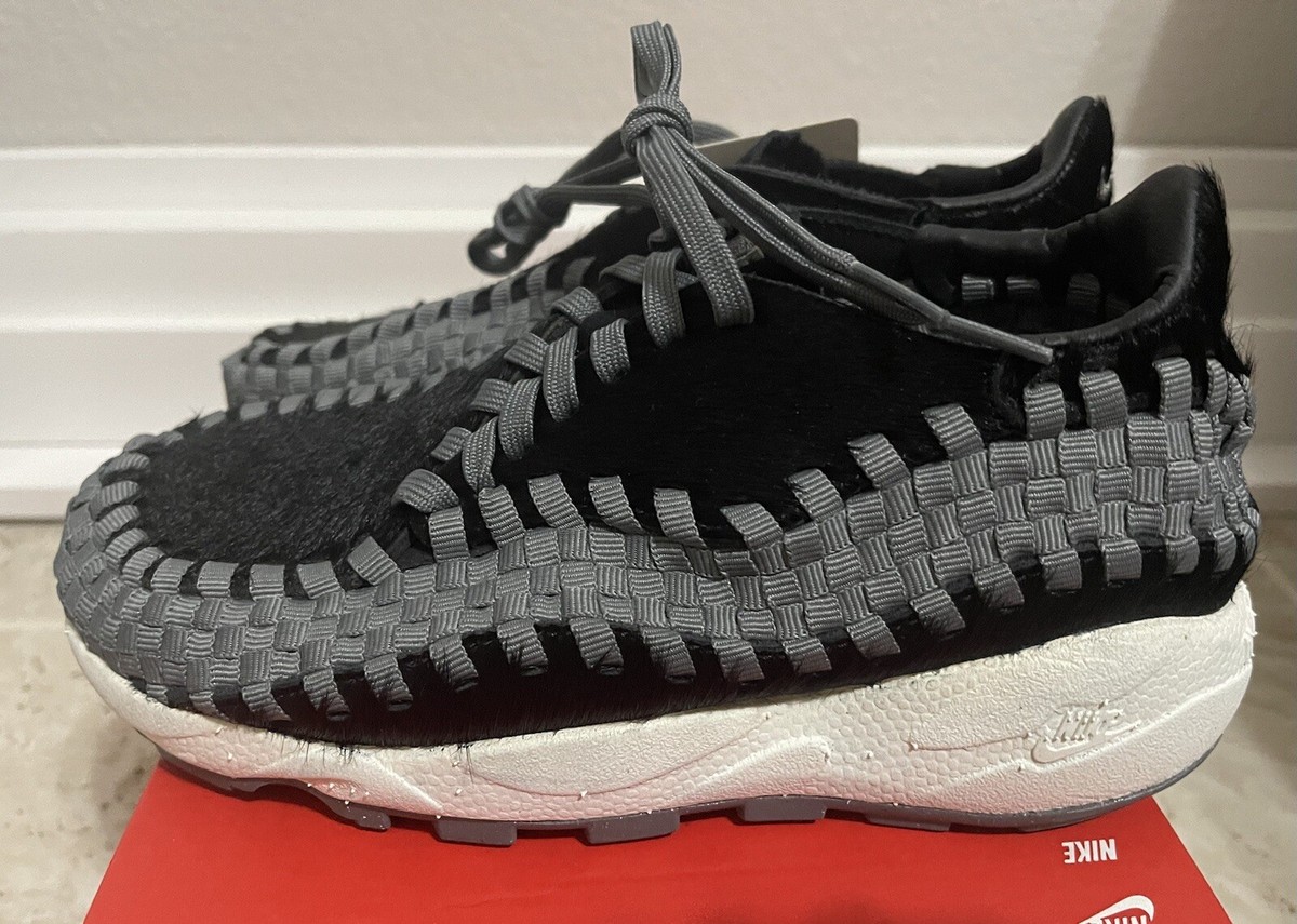 Nike Women's Air Footscape Woven Black /Smoke Grey Color (Size 6.5