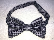 MENS ADJUSTABLE BOW TIE LILAC PURPLE AND BLACK NWOT