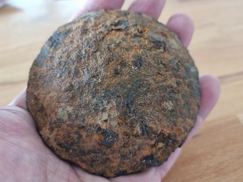 Exceptionally Ultra rare for GB a Roman iron discus. Must read description L140b