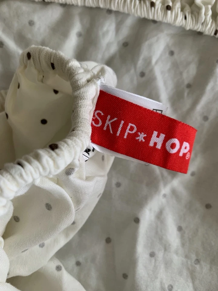 Skip Hop Fitted Crib Sheet Cream with Dark Brown Ditsy Dots EUC - Image 2 of 2