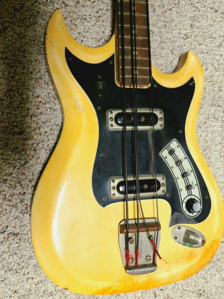 Vintage Collectible 1960s Hagstram 4 String Electric Bass Guitar Made In Sweden  - Image 3 of 4