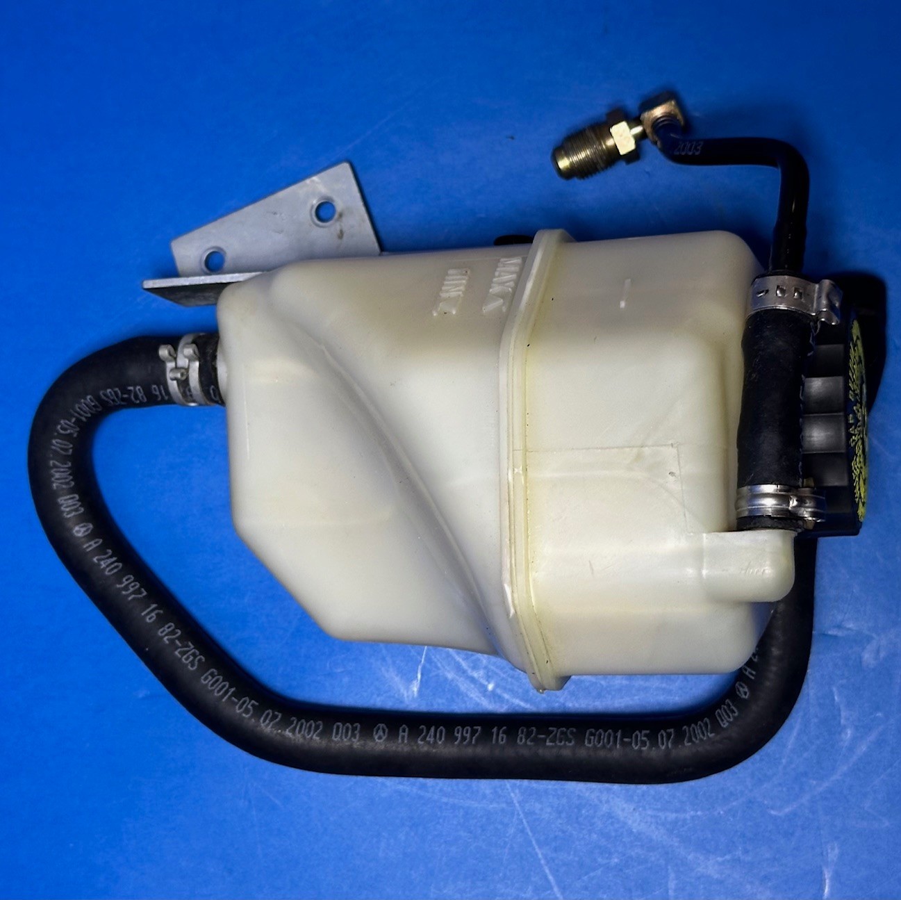 Maybach 57 1957-2005 INNER Brake fluid reservoir