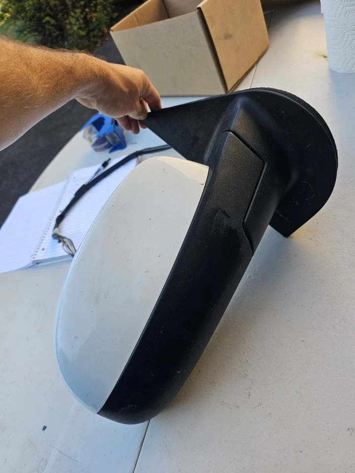 Espejo retrovisor de puerta blanco del lado derecho del pasajero eléctrico compatible con GMC YUKON 2007-2008 OEM Foto 4 de 4