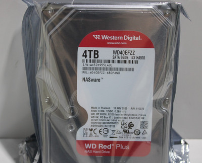 Western Digital Red Plus WD40EFZZ Interne Festplatte 4 TB NEU