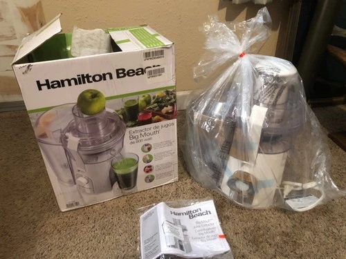 Hamilton Beach 67702 /800watt Big Mouth Juicer/Extractor New