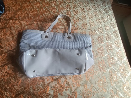 Borsa Versace Parfums estiva beige usato preloved - Foto 10 di 11
