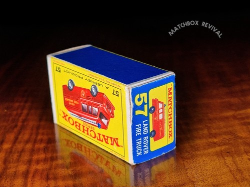 Vintage Lesney Matchbox No.57c Land Rover Fire Engine & Box, Model Car - Picture 6 of 8