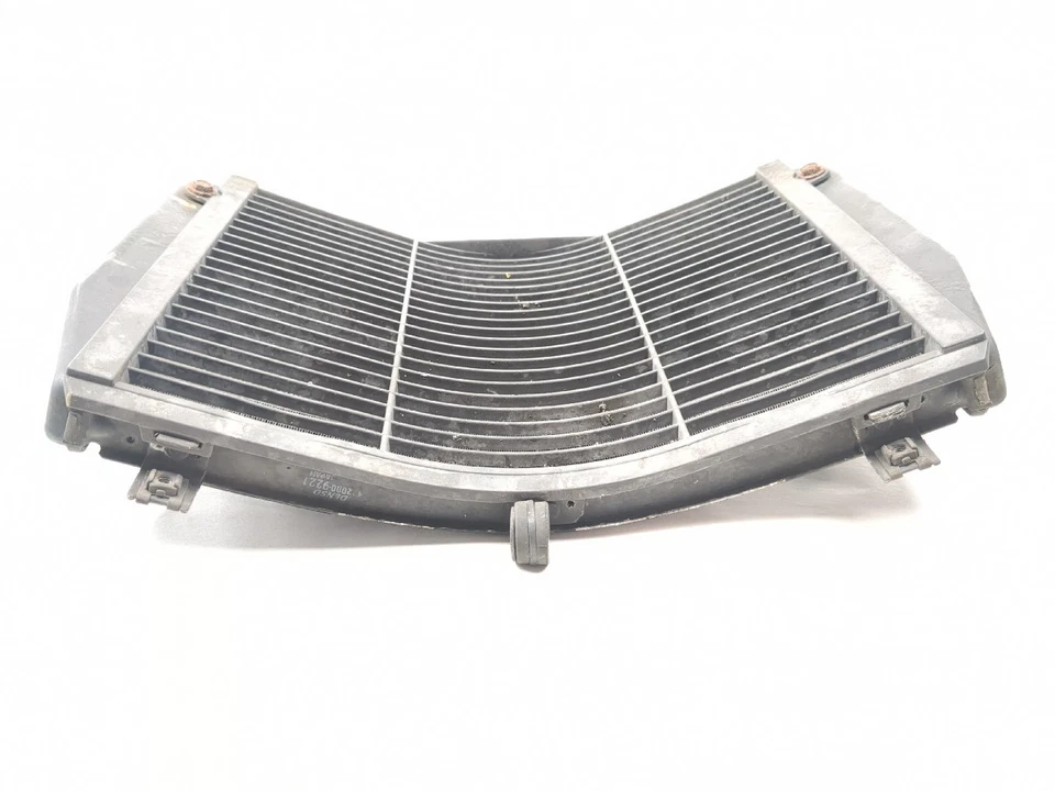 06-12 Yamaha FJR 1300 Engine Motor Radiator 422000-9221 - Image 2 of 4