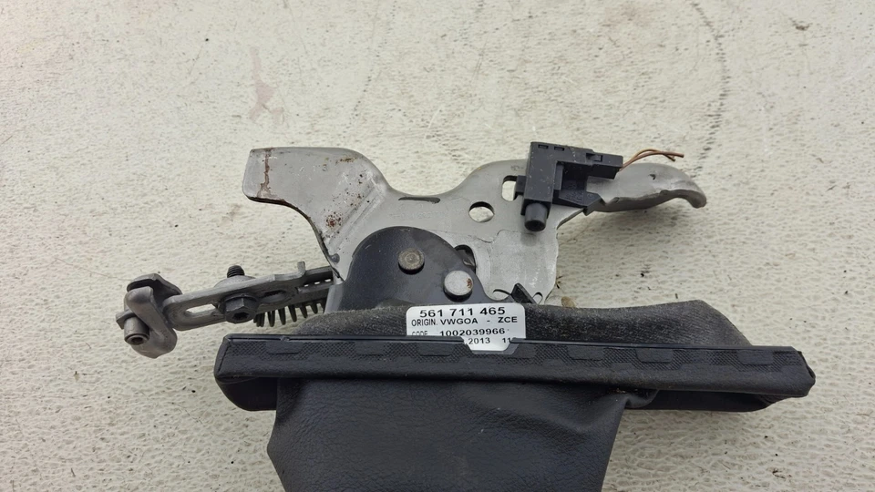 VOLKSWAGEN PASSAT 2012-2022 EMERGENCIA ESTACIONAMIENTO FRENO LIBERACIÓN MANIJA PALANCA OEM Foto 4 de 4